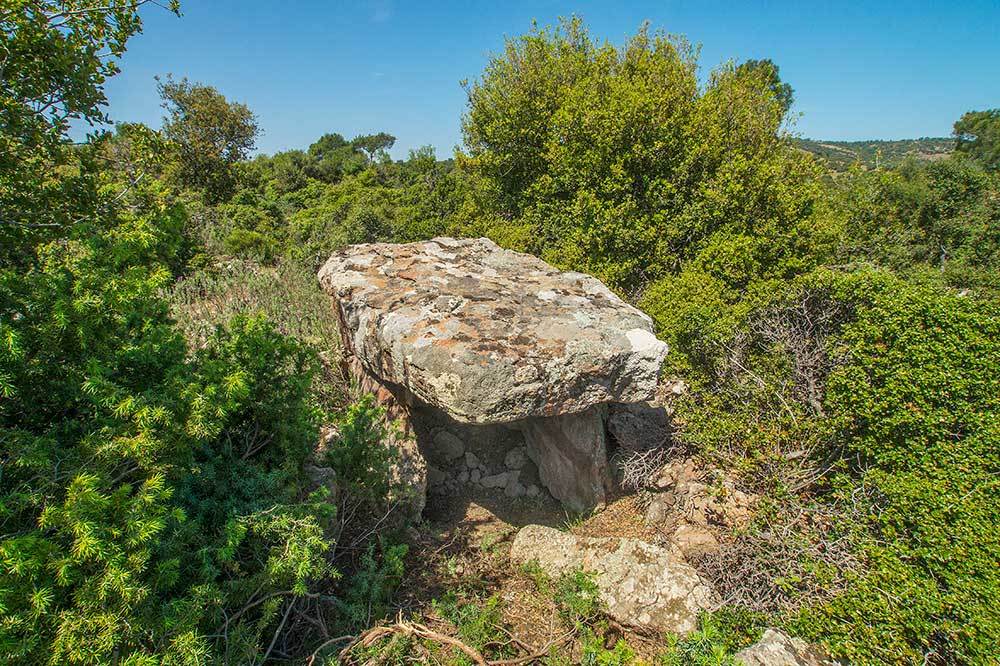 Büyükhusun Dolmenleri