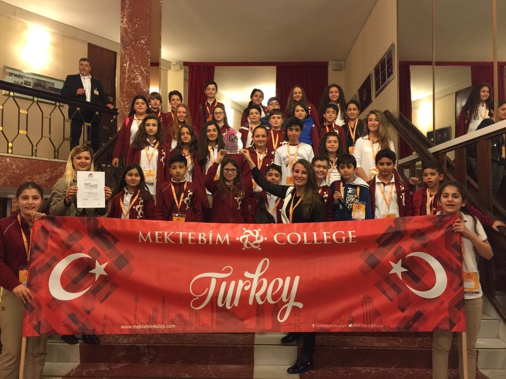 Dünyanın Tüm Renkleri Birincilik Getirdi