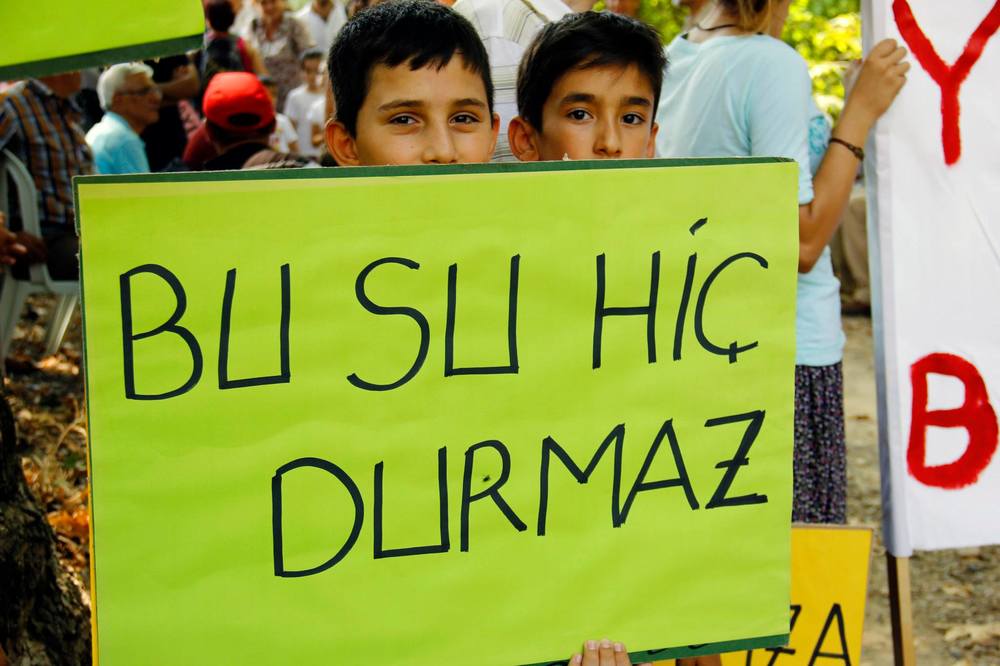 HES Mücadelesini Köylüler Kazandı