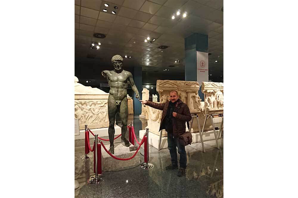 Boubon’un Kayıp Mirası Roman Oldu 3