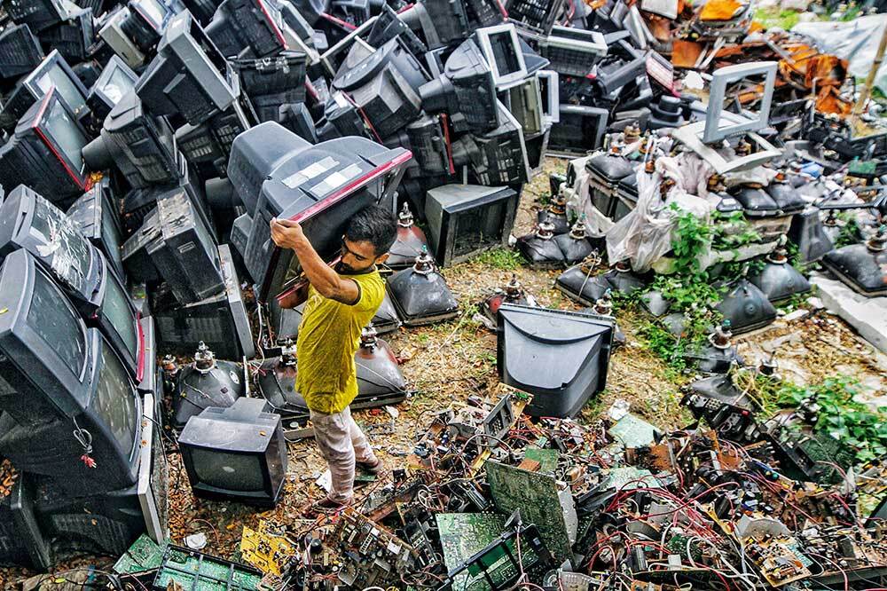 YAPAY ZEKÂ ÇAĞI / İNSANI ARAMAK 6